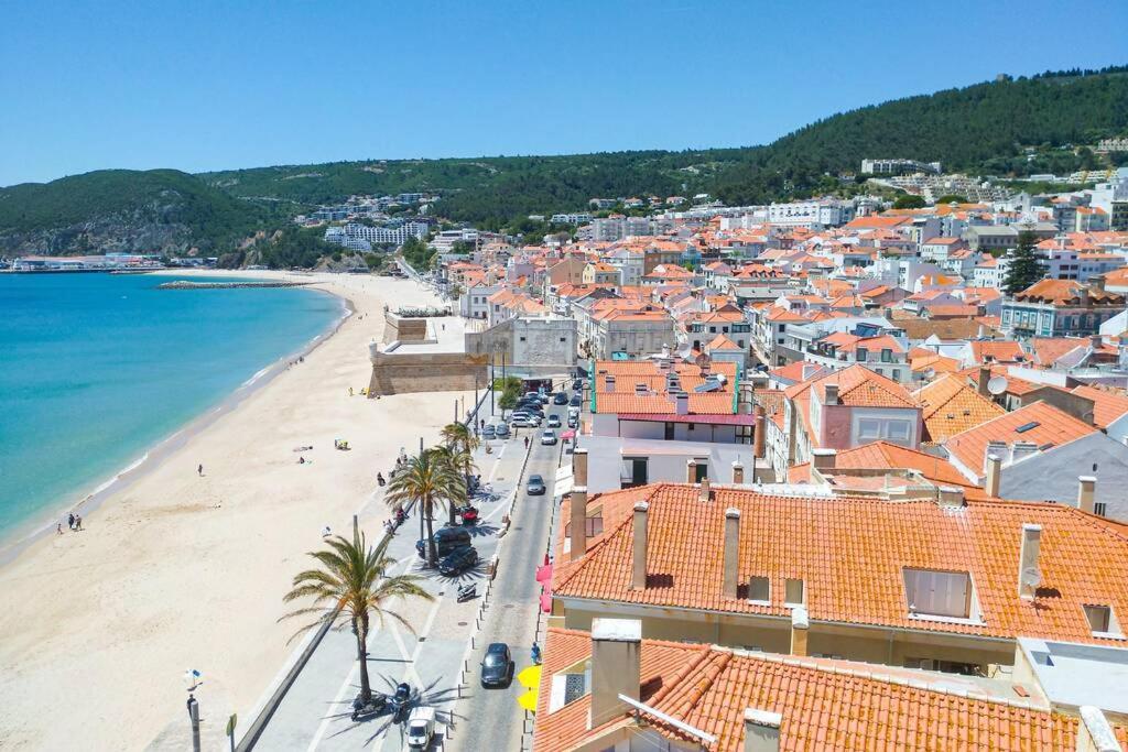Estudio Vista Mar Com A/C E Acesso Privado A Praia Apartment Sesimbra Exterior photo